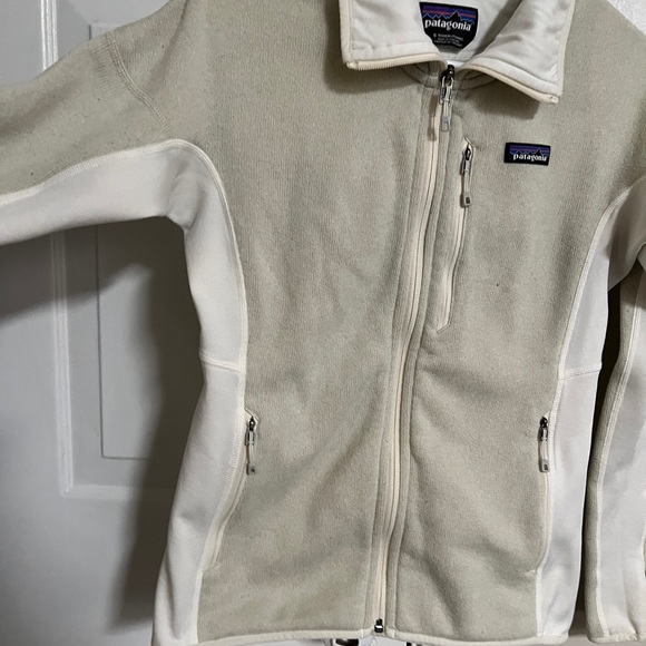 Patagonia Cream Fleece Jacket - Picture 3 of 5